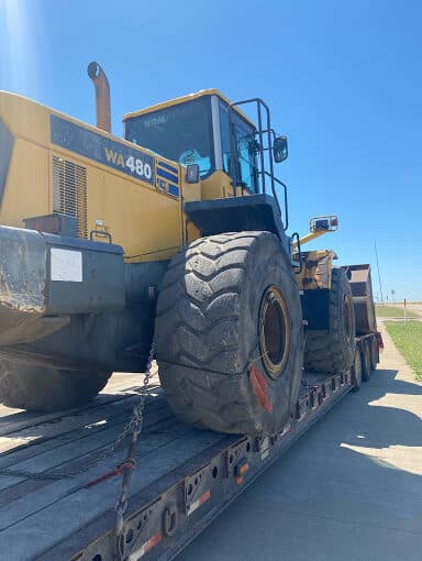 Three Types of Trailers for Heavy Equipment Transport