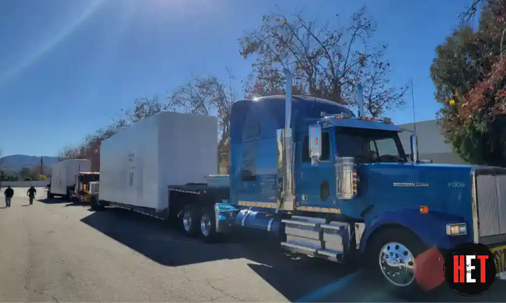 Modular dwelling unit transport