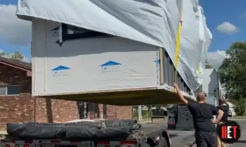 hauling a mobile house